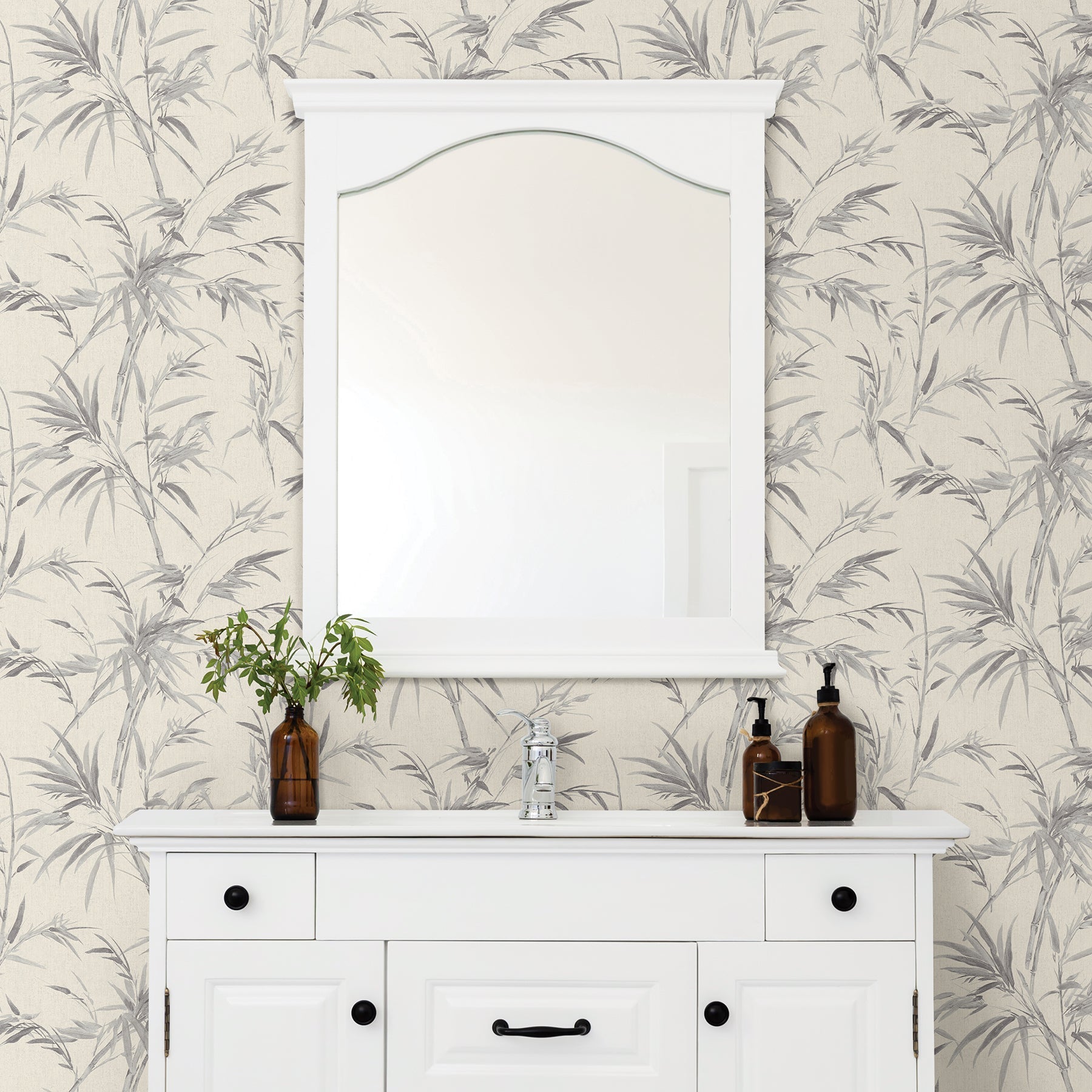 Advantage Hali Silver Fronds Wallpaper, 21-in by 33-ft