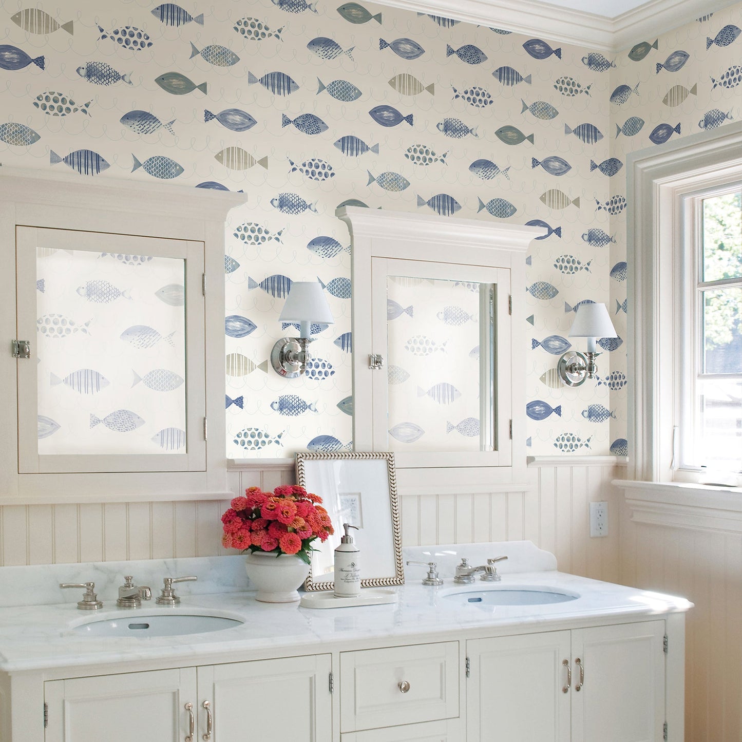 Chesapeake Key Blue Sea Fish Wallpaper, 20.5-in by 33-ft