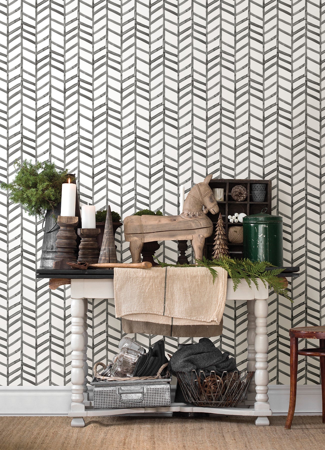 Chesapeake Fletching Black Geometric Wallpaper, 20.5-in by 33-ft