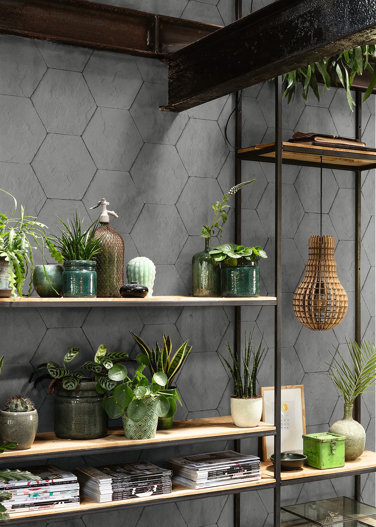 Advantage Bascom Dark Grey Stone Hexagon Wallpaper, 21-in by 33-ft