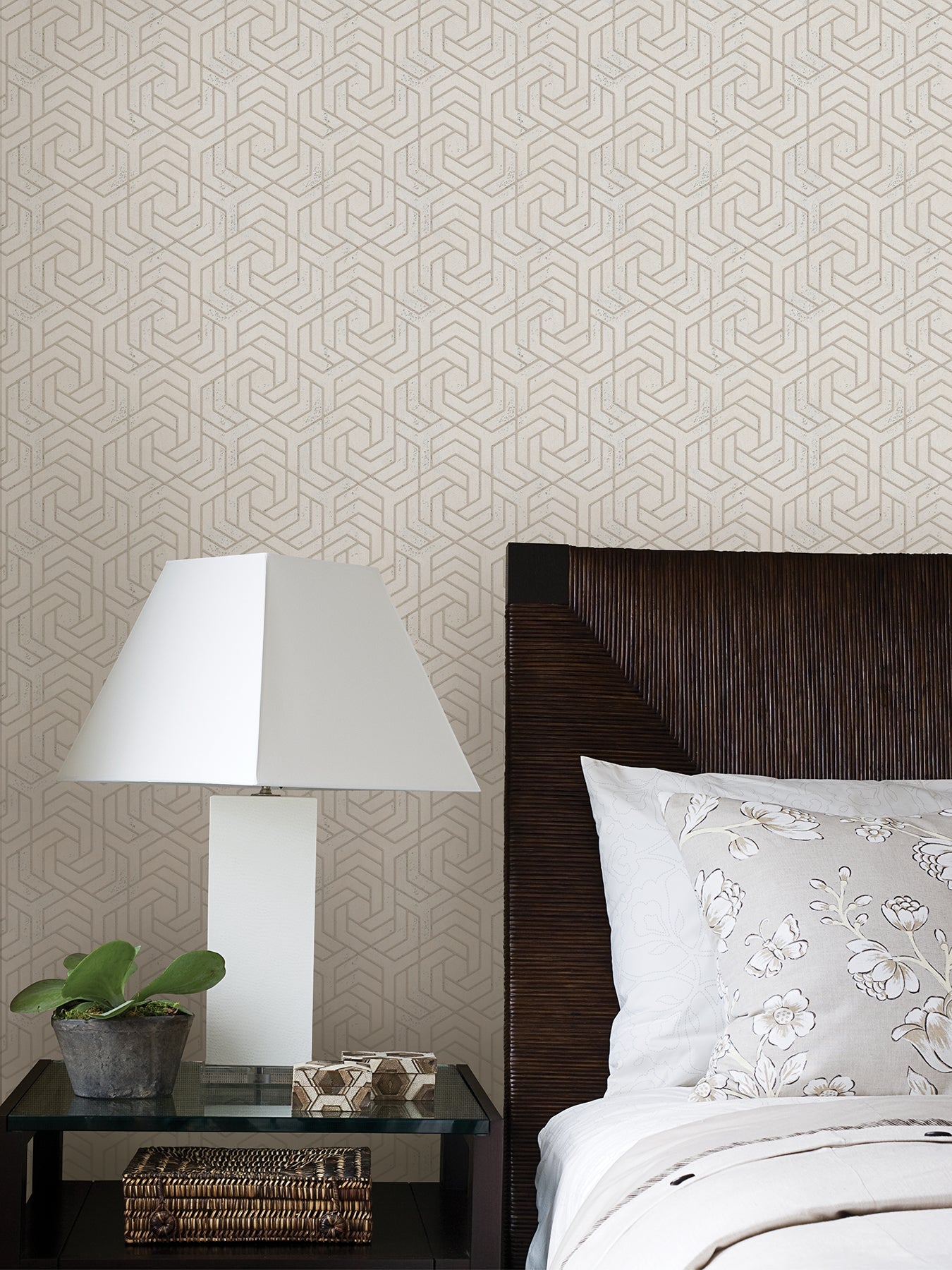 Advantage Tama Champagne Geometric Wallpaper, 20.9-in by 33-ft