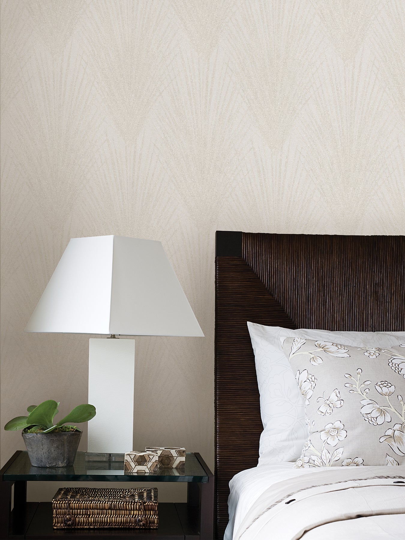 Advantage Keina Taupe Fronds Wallpaper, 20.9-in by 33-ft