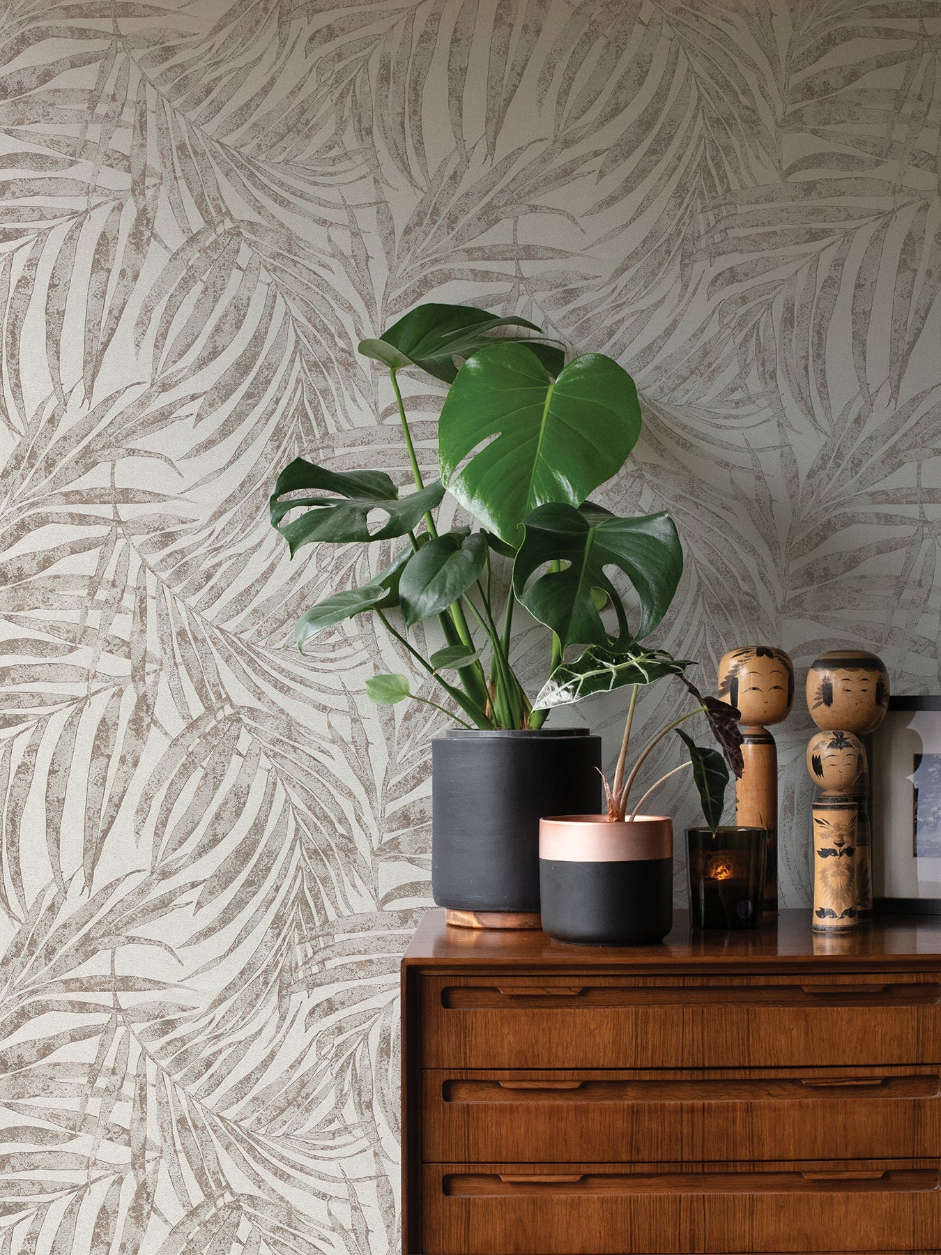 Advantage Anzu Pewter Frond Wallpaper, 20.9-in by 33-ft