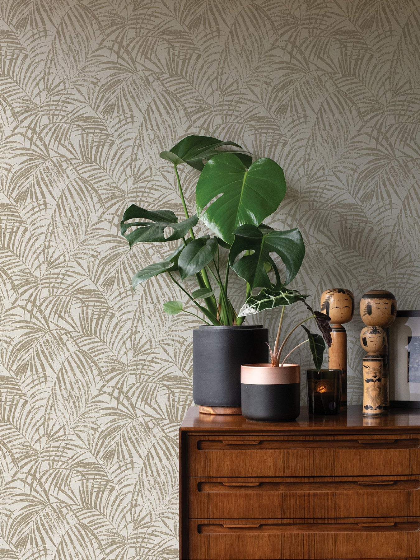 Advantage Yumi Gold Palm Leaf Wallpaper, 20.9-in by 33-ft