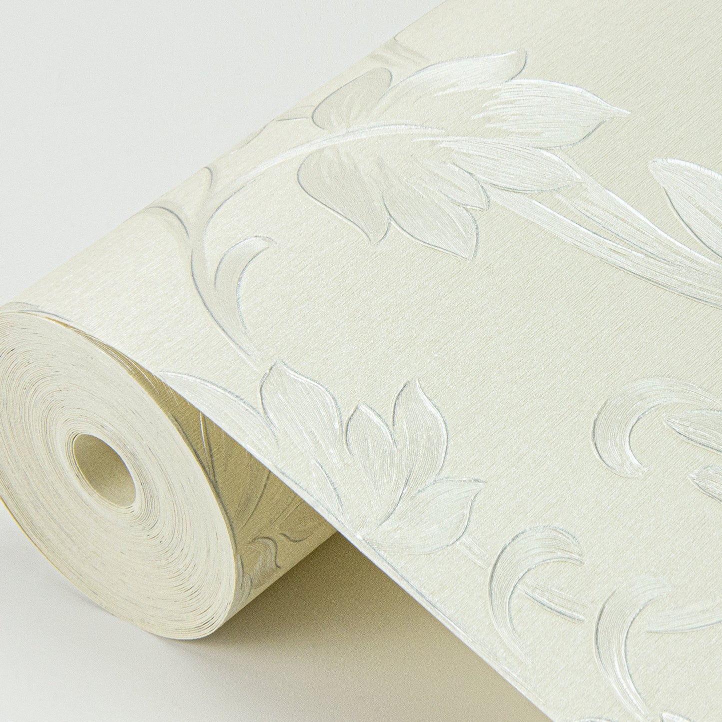 Sirpi Antonella Silver Scroll Wallpaper, 20.9-in by 33-ft