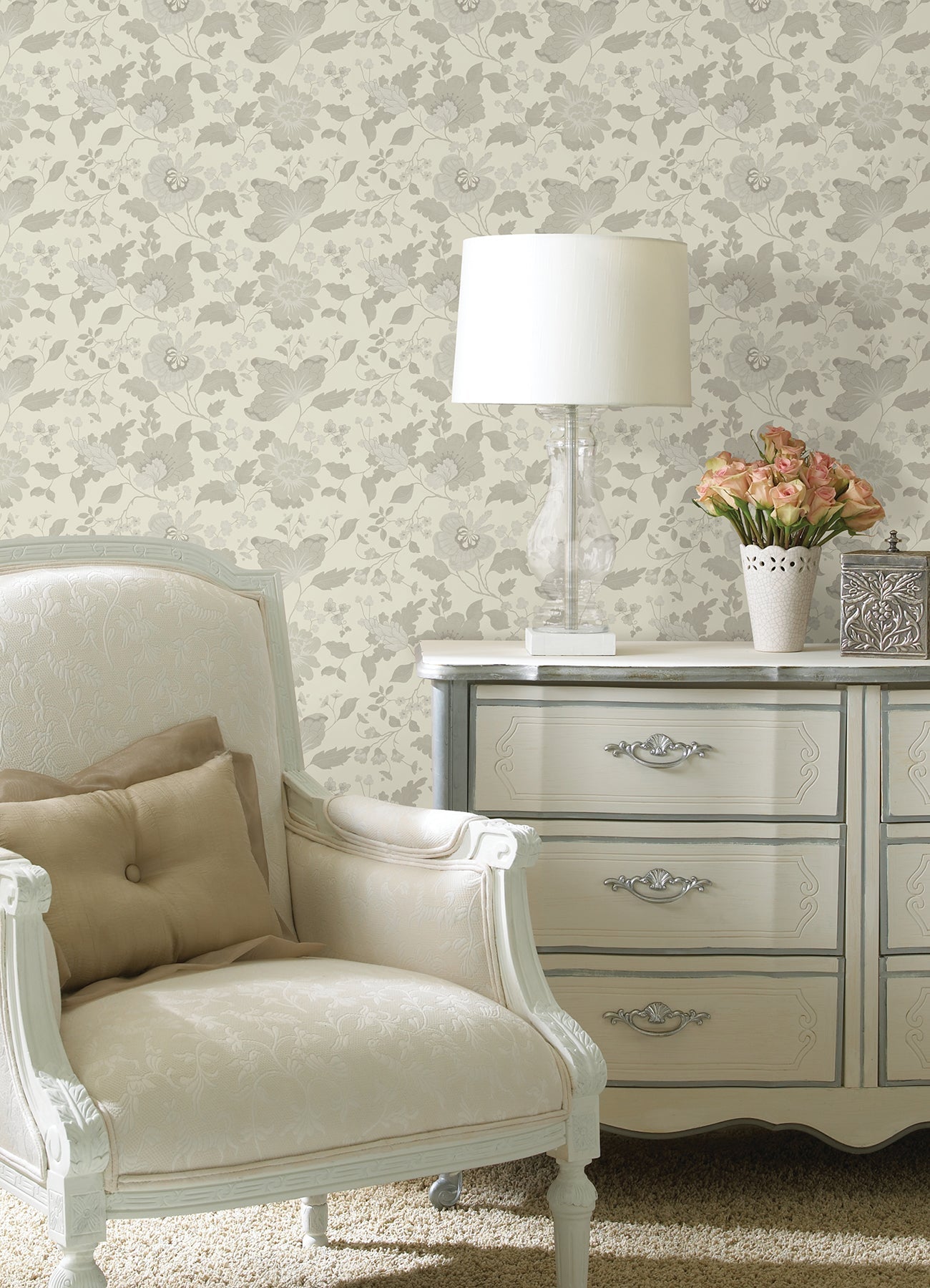 Sirpi Vittoria White Floral Wallpaper, 20.5-in by 33-ft