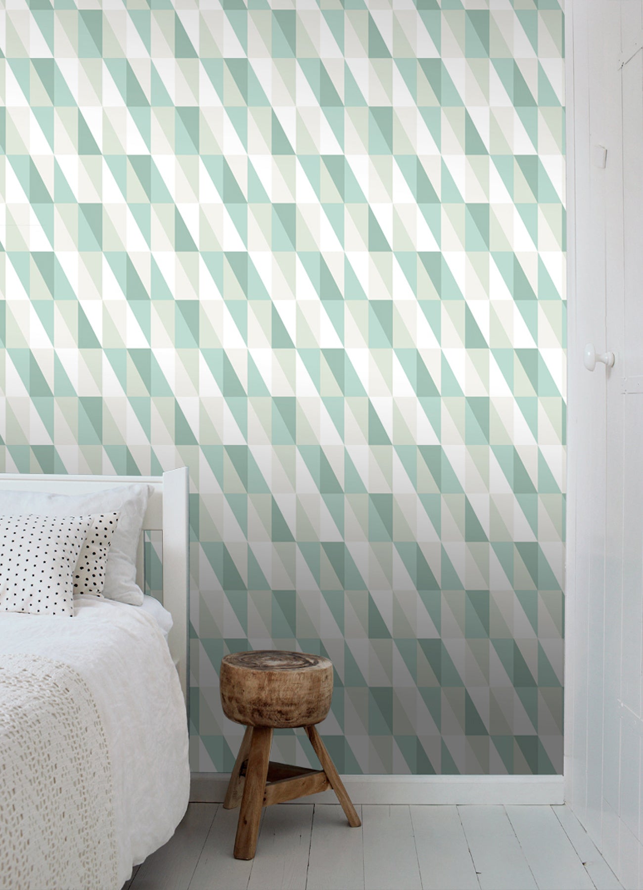 Chesapeake Inez Teal Geometric Wallpaper, 20.9-in by 33-ft