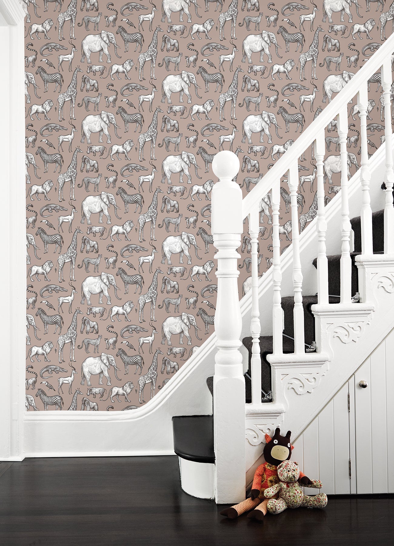 Chesapeake Kenji Light Brown Safari Wallpaper, 20.9-in by 33-ft