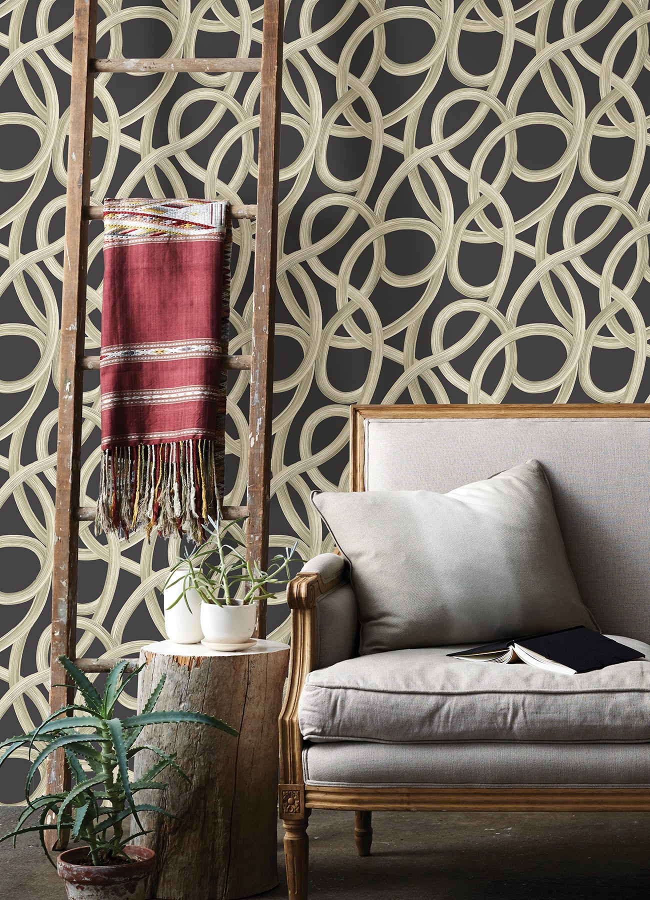 ohpopsi Calix Black Twisted Geo Wallpaper, 19.7-in by 33-ft