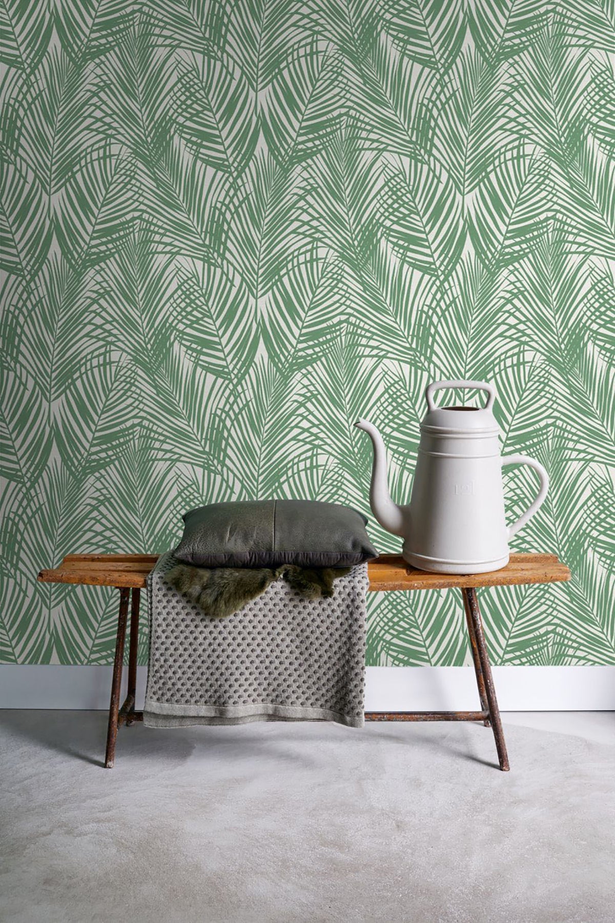 ESTA Home Fifi Green Palm Frond Wallpaper, 20.5-in by 33-ft