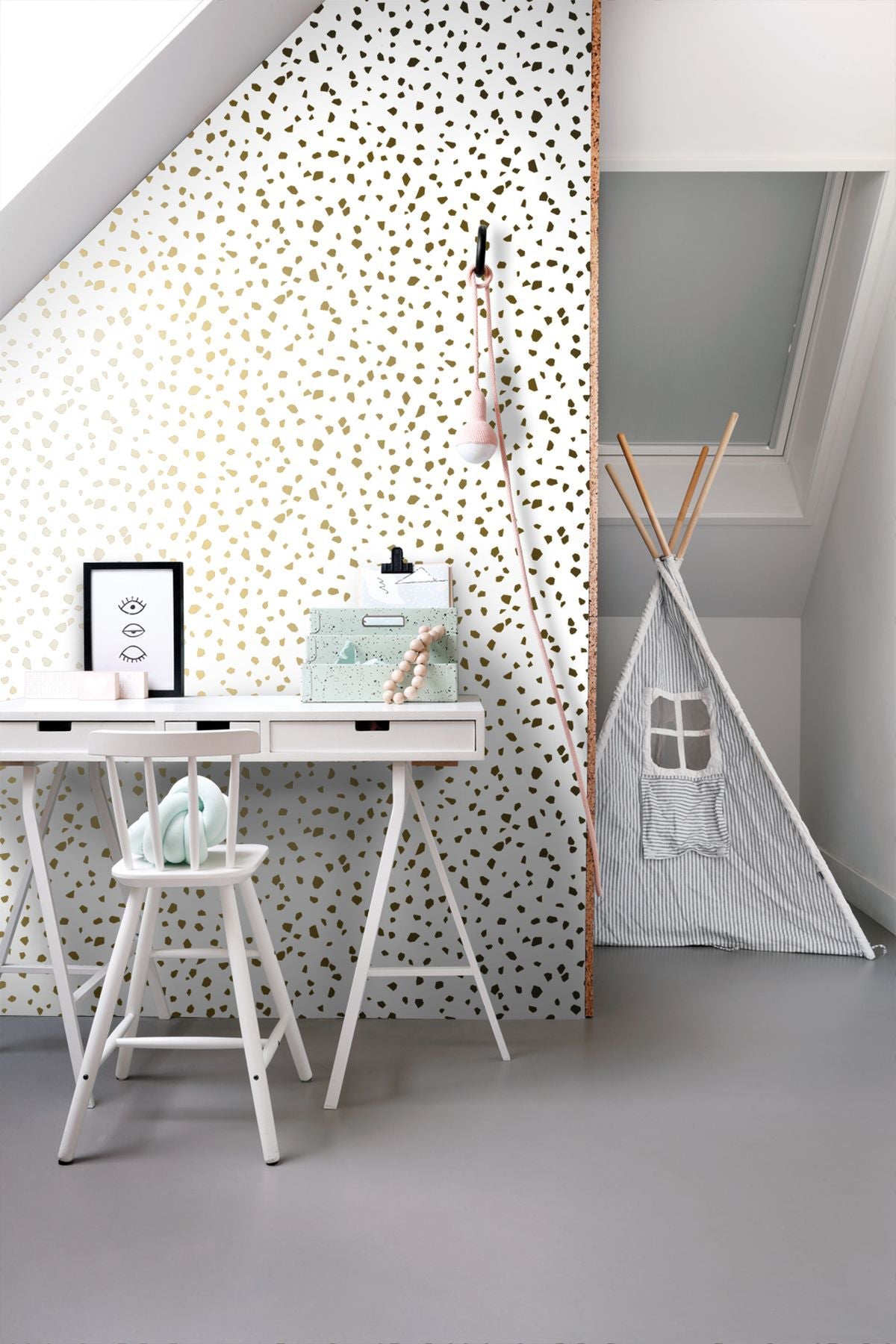 ESTA Home Confetti Gold Terrazzo Wallpaper, 20.9-in by 33-ft