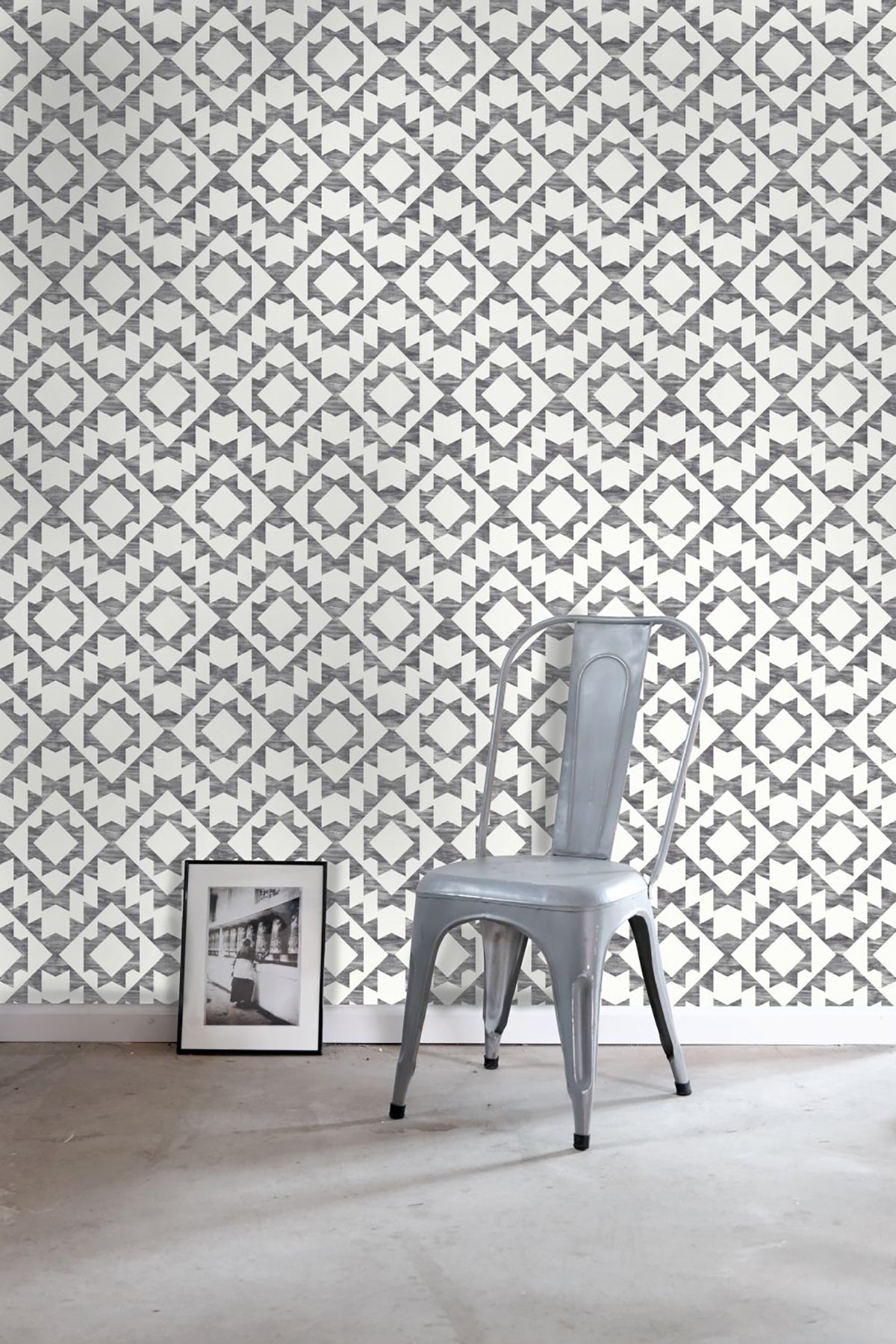 ESTA Home Fantine Black Geometric Wallpaper, 20.5-in by 33-ft