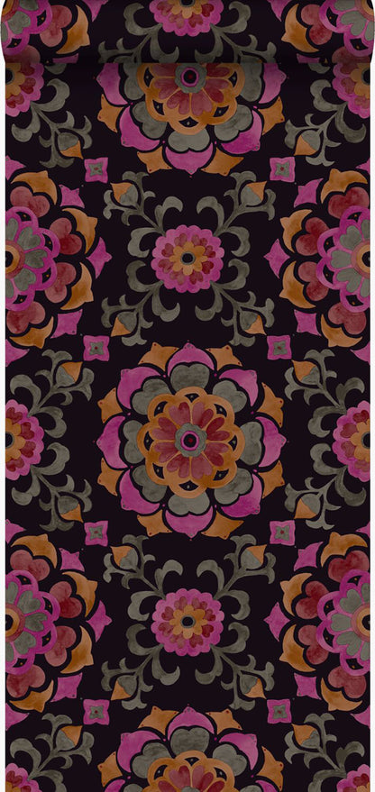 Origin Tracy Multicolor Medallion Wallpaper, 20.5-in by 33-ft