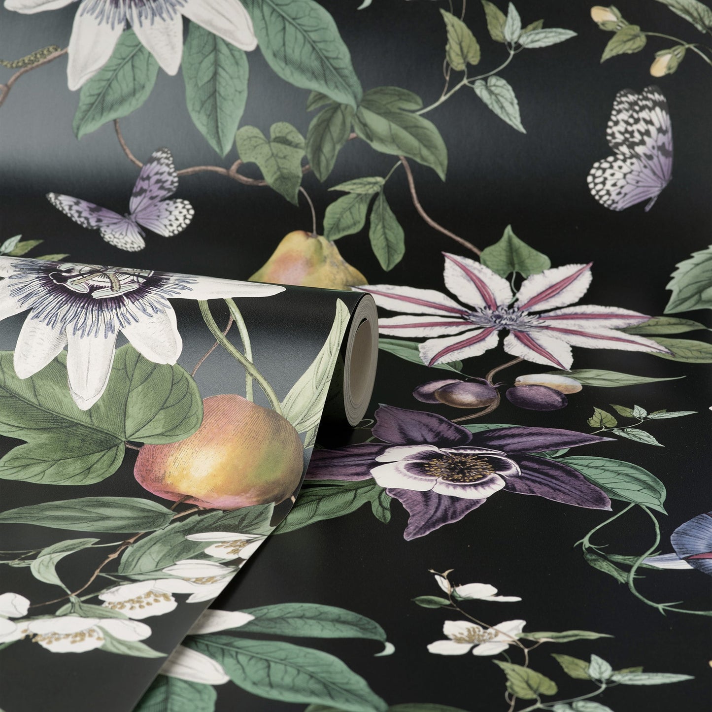 Fine Decor Sierra Black Floral Wallpaper, 20.5-in by 33-ft