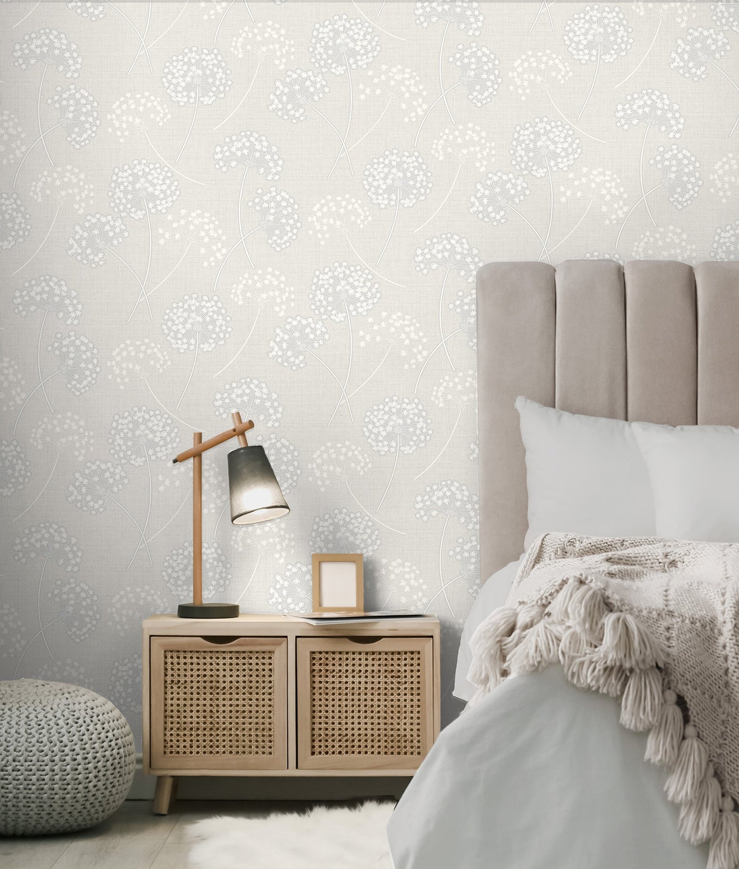 Fine Decor Grace Dove Floral Wallpaper, 20.5-in by 33-ft