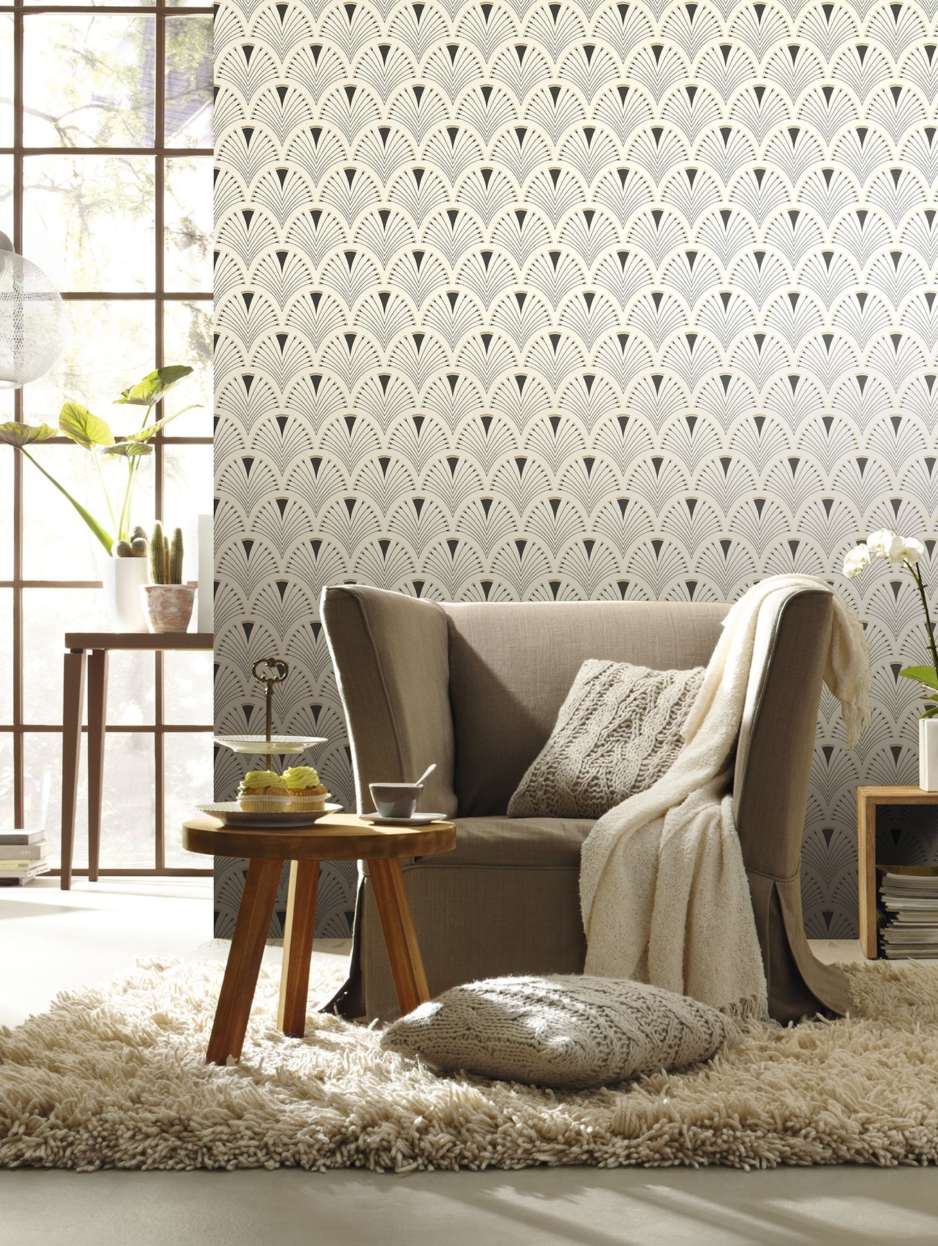 Rasch Ruhlmann Cream Fan Wallpaper, 20.5-in by 33-ft