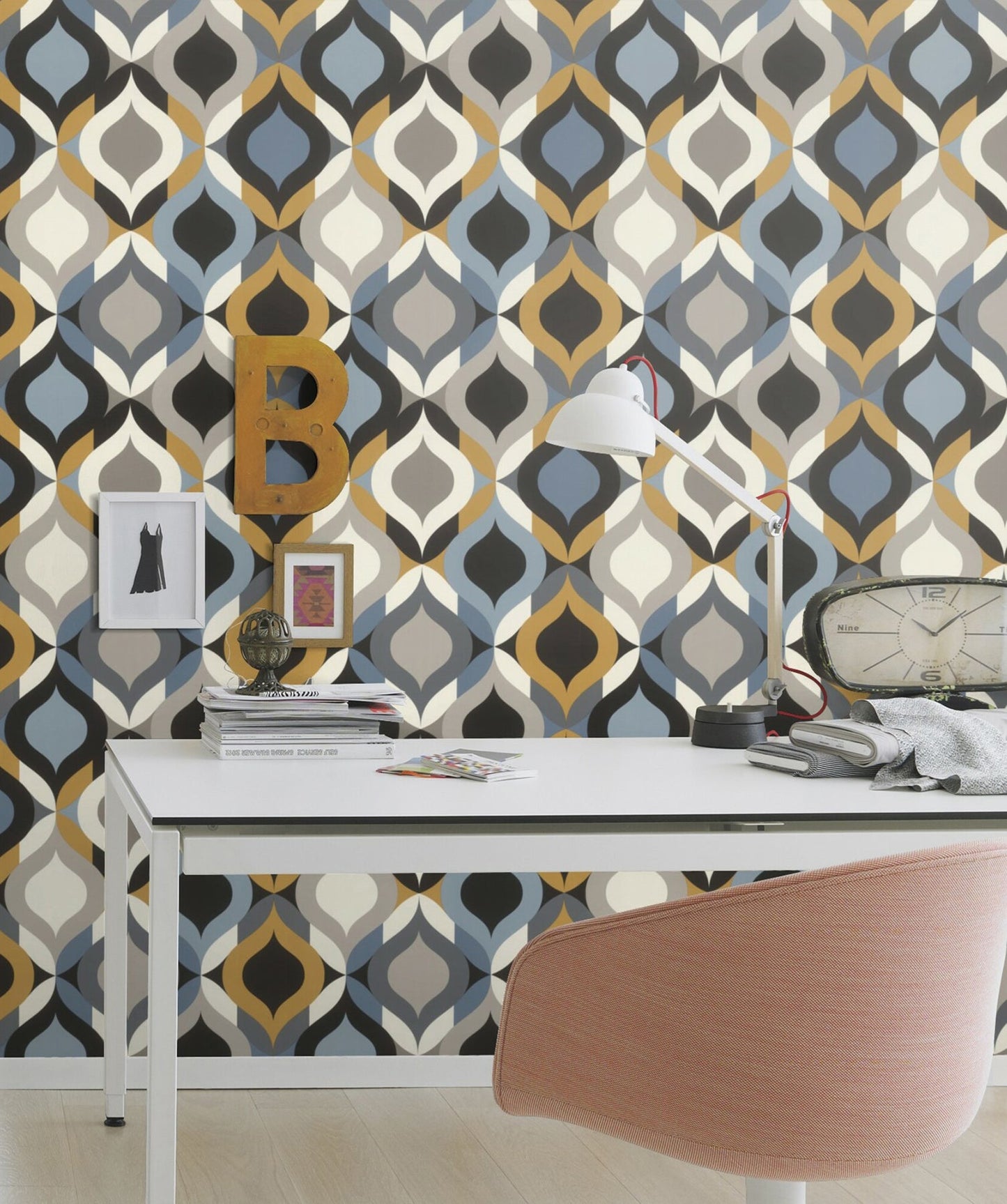 Rasch Cicero Multicolor Retro Ogee Wallpaper, 20.9-in by 33-ft